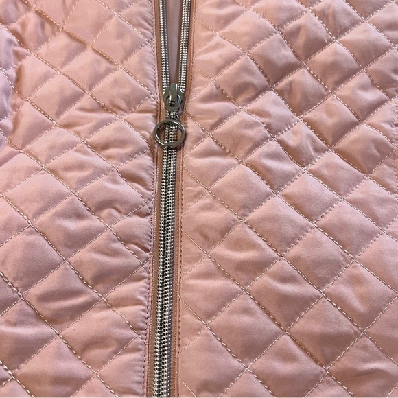Christopher & Banks Pink Quilted Lightweight Outdoor Vest Women’s Size Small - Picture 8 of 10